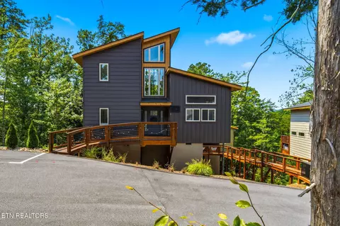 Exterior - 2385 Forge Hideaway Loop UNIT 4, Pigeon Forge, TN 37863 photo 1 of 4
