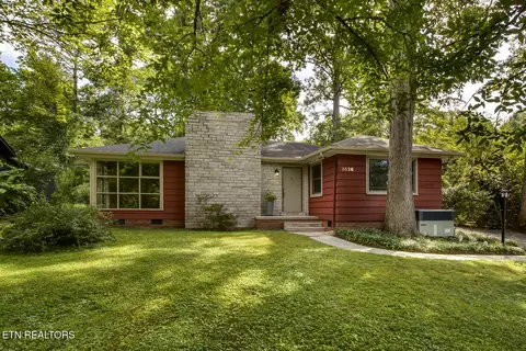 3526 Southwood Dr, Knoxville, TN 37920