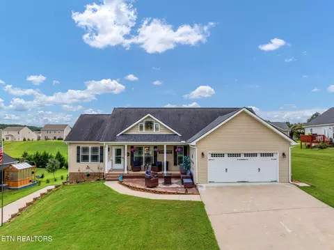 2566 Howerton Dr, Morristown, TN 37814