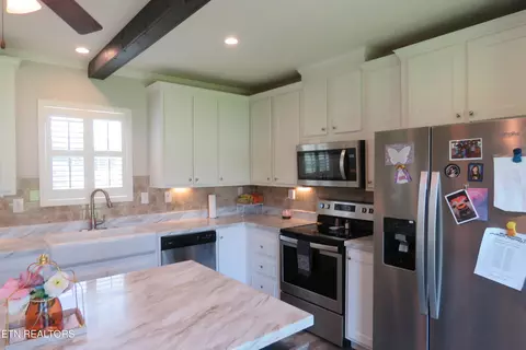 197 Armstrong Rd, Doyle, TN 38559 photo 8