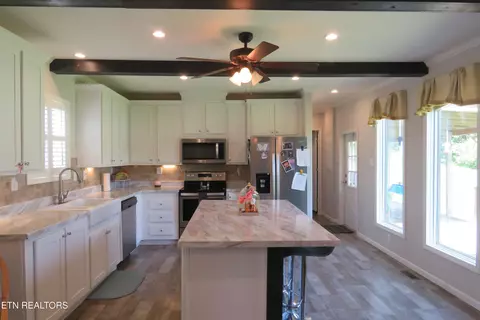 197 Armstrong Rd, Doyle, TN 38559 photo 5