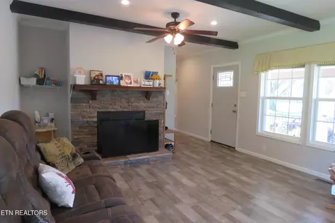 197 Armstrong Rd, Doyle, TN 38559 photo 4