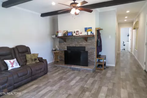 197 Armstrong Rd, Doyle, TN 38559 photo 3