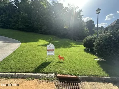 325 Laurel Ridge Ln, Knoxville, TN 37922