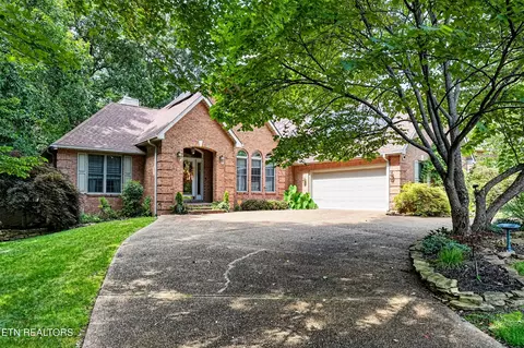 118 Quail Hollow Ct, Crossville, TN 38555