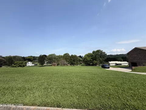 Cattlemans Drive, Lenoir City, TN 37772