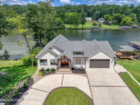 5033 Riversedge Rd, Louisville, TN 37777