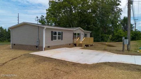4965 Barton Springs Dr, Morristown, TN 37813