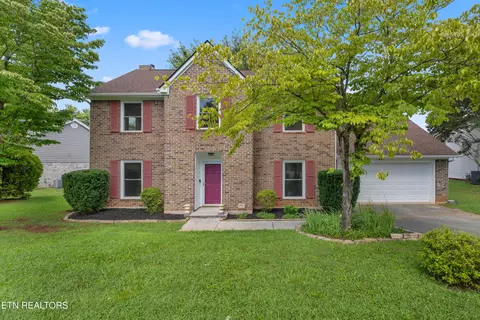 8745 Shoreham Blvd, Knoxville, TN 37922
