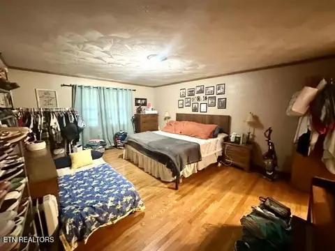Bedroom - 271 Lakin Dr, Clintwood, VA 24228 photo 1 of 4