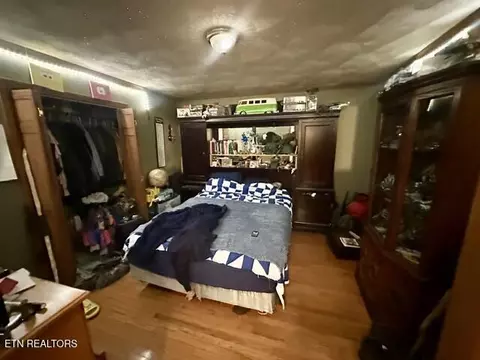 Bedroom - 271 Lakin Dr, Clintwood, VA 24228 photo 3 of 4