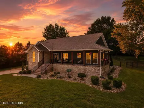 1495 E Matlock Bend Rd, Loudon, TN 37774