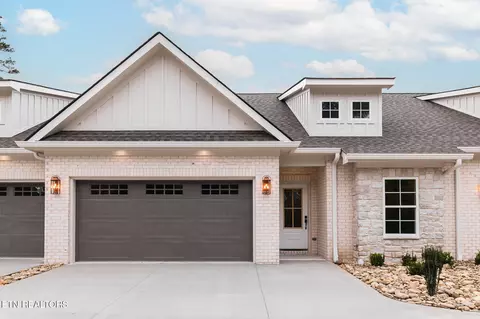 109 Alpine Dr, Clinton, TN 37716