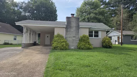 124 S Purdue Ave, Oak Ridge, TN 37830