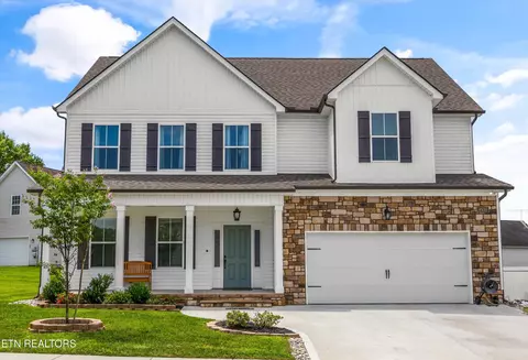 8930 Queensdale Ln, Knoxville, TN 37924