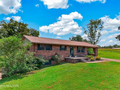 2082 Highway 25-70 E, Dandridge, TN 37725
