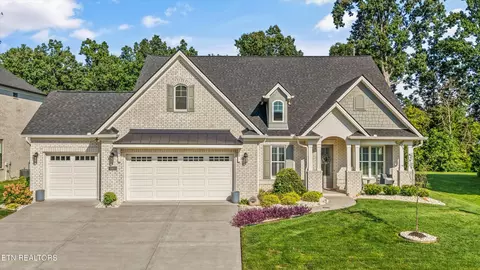 11611 Boston Ivy Ln, Knoxville, TN 37932