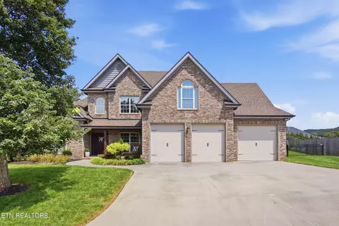 2247 Muddy Creek Ln, Knoxville, TN 37932