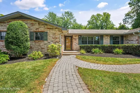 116 Essex Dr, Knoxville, TN 37922