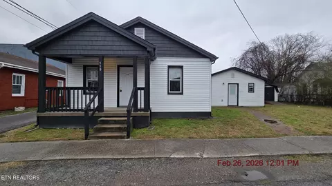 119 E 6th St, Rocky Top, TN 37769