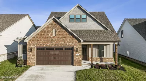 2574 Marshall Pass Rd, Knoxville, TN 37932