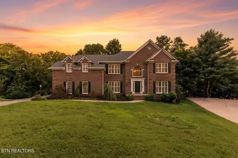 10320 Castlebridge Ct, Knoxville, TN 37922