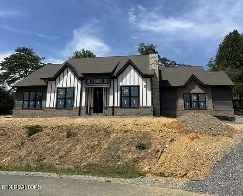 107 Amohi Way, Loudon, TN 37774
