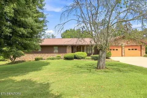 4031 Peace Dr, Morristown, TN 37814