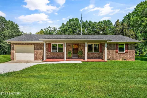 3625 N Fountaincrest Dr, Knoxville, TN 37918