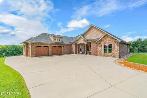 9327 Strawberry Plains Pike, Strawberry Plains, TN 37871