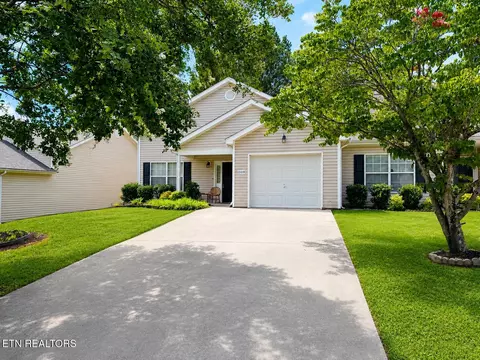 1009 Brittany Deanne Ln, Knoxville, TN 37934