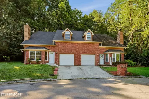 14 Belmont Ct, Oak Ridge, TN 37830