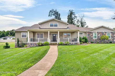 171 Red Oak Dr, Crossville, TN 38555
