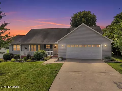2857 Rhett Butler Dr, Louisville, TN 37777
