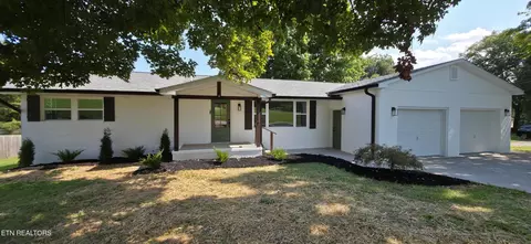 2314 Martel Rd, Lenoir City, TN 37772