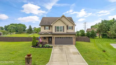 1017 Brighton Dr, Alcoa, TN 37701