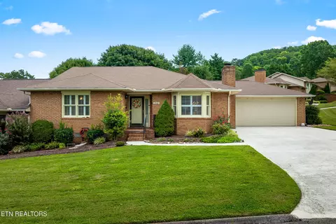 7000 Ashley Ct, Knoxville, TN 37921