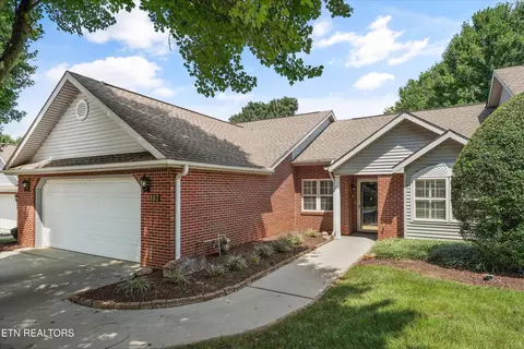 715 Cedar Ln #107, Knoxville, TN 37912