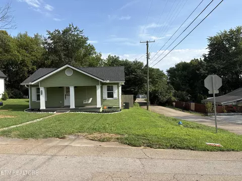 2400 Brown Ave, Knoxville, TN 37917