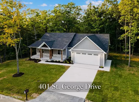 401 St George Dr, Crossville, TN 38558