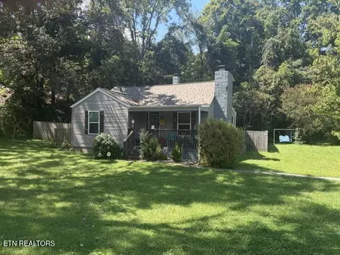 2323 Brown Rd, Knoxville, TN 37920