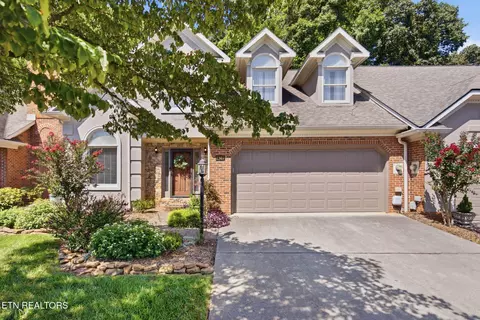 8507 Oxford Dr, Knoxville, TN 37922