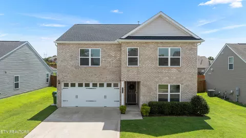 1332 Paul Lankford Dr, Maryville, TN 37801