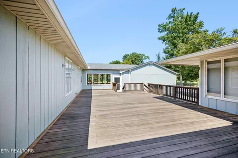 Exterior - 8005 Corryton Luttrell Rd, Corryton, TN 37721 photo 8 of 11