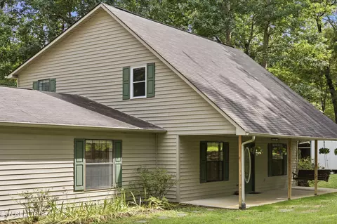 152 Maple Ln, Harriman, TN 37748