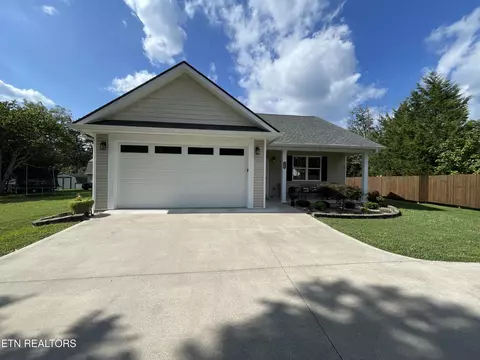 308 Englewood Rd, Madisonville, TN 37354
