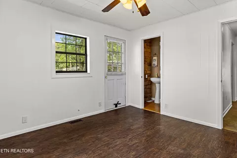 Bedroom - 170 Dotson Rd, Greenback, TN 37742 photo 1 of 9