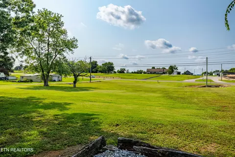 Exterior - 170 Dotson Rd, Greenback, TN 37742 photo 4 of 11