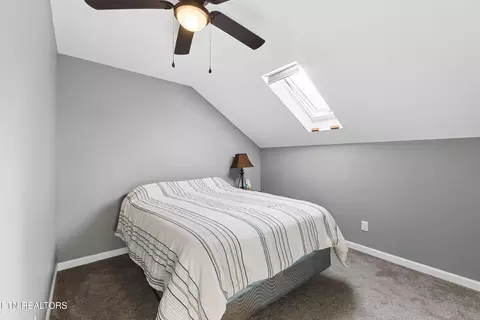 Bedroom - 1246 Greenbriar Rd, Talbott, TN 37877 photo 4 of 6