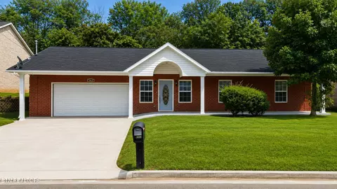 1818 Tillery Square Ln, Knoxville, TN 37912